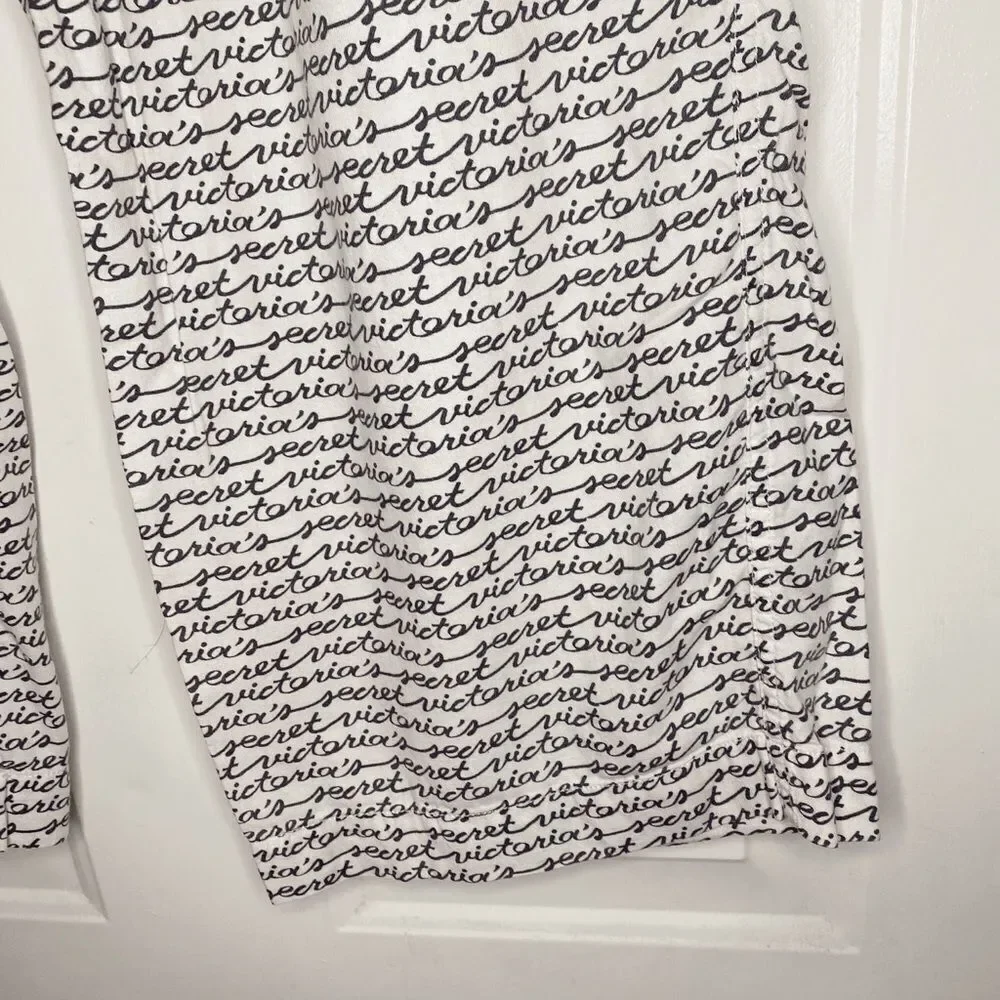VICTORIA’S Secret All-Over Logo Pajama Set - Picture 12 of 15